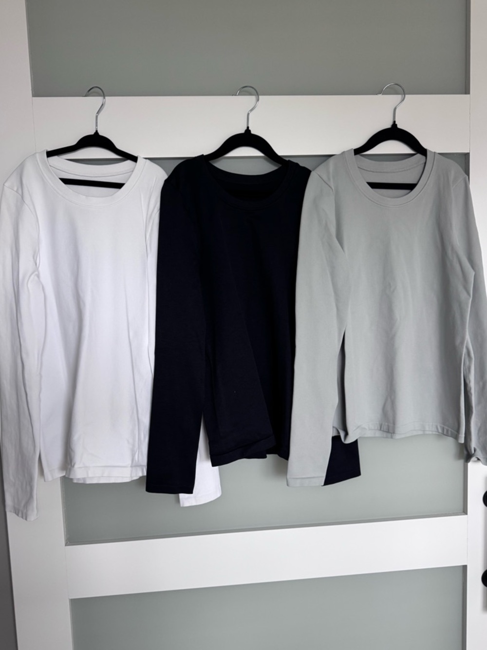 Women’s Long Sleeve Tee - White, Black & Light Gray
